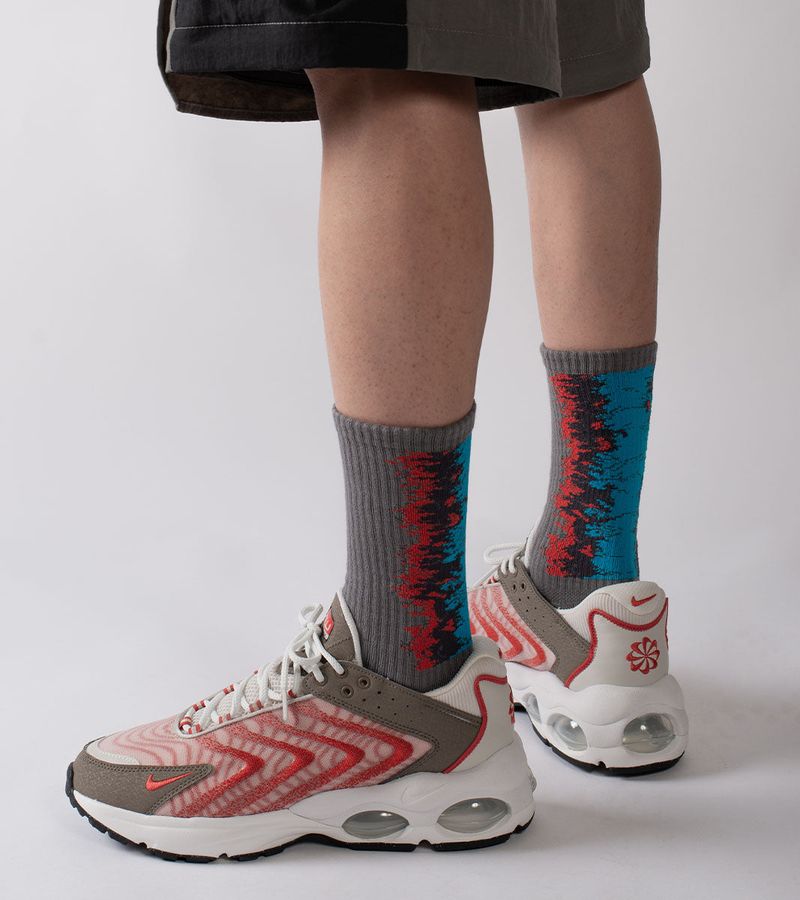 LANDING Midcalf socks (3 pair in - Gradient Red, Cyan, Blue)