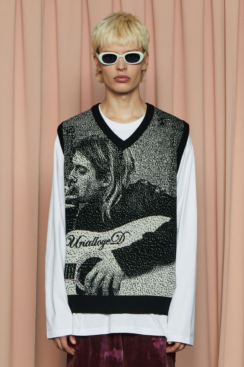 UNALLOYED（アナロイド）の「GRAPHIC KNIT VEST / BLACK（Tops）」