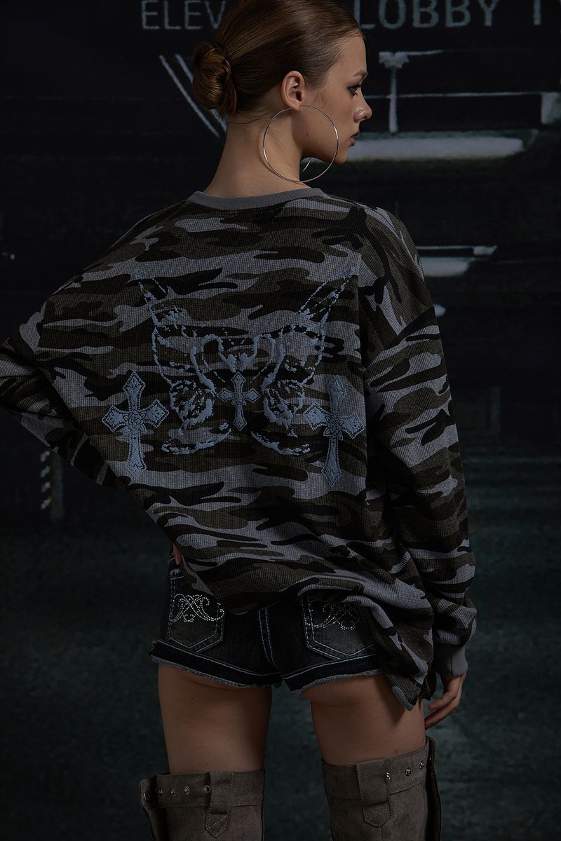 VINTAGE CAMOUFLAGE