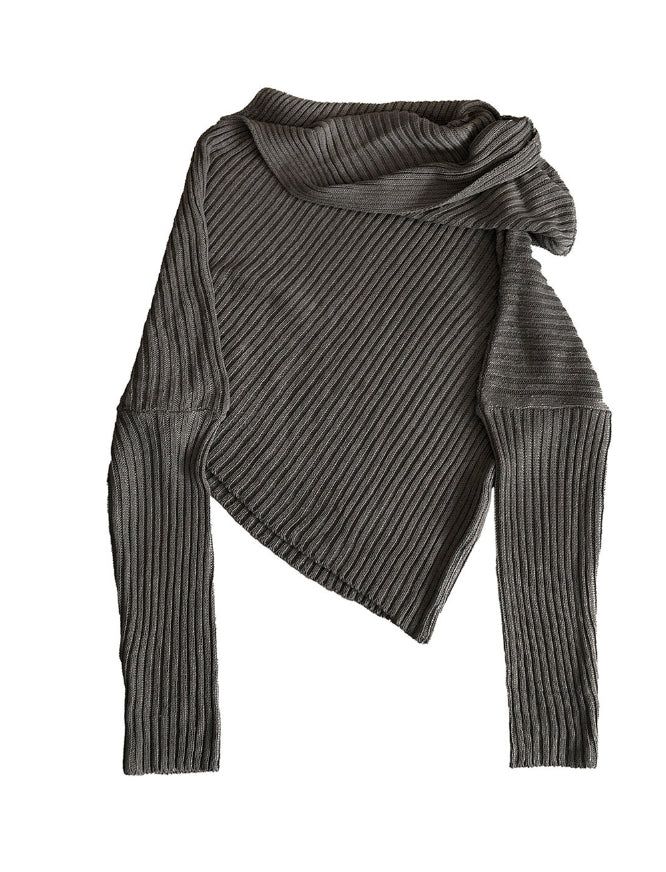 One-off diagonal hooded knit