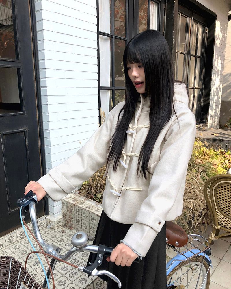 WONDER WONDER（ワンダーワンダー）の「ルミントグルフードショートコート（ジャケット/アウター）」