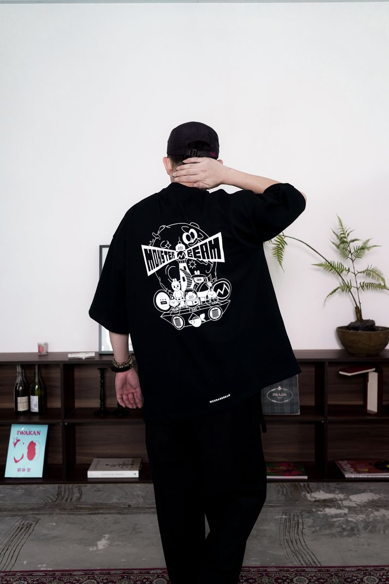 MONSTER AND BEAM H/S S/S TEE