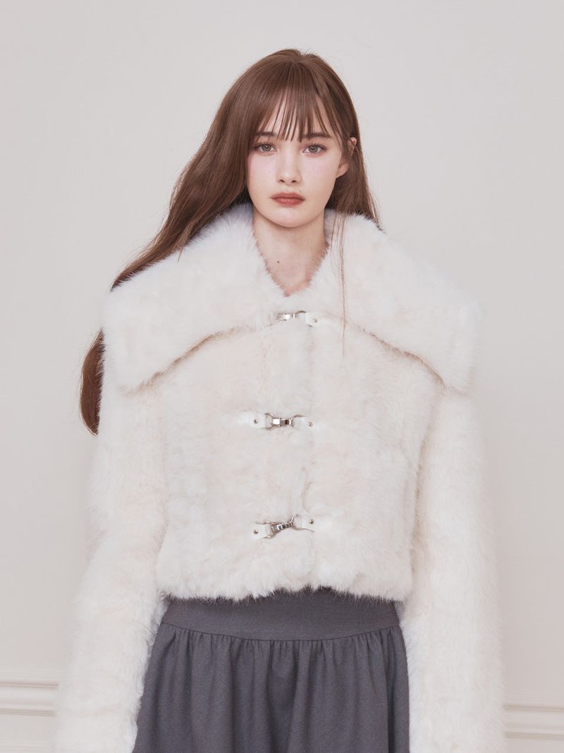 Bebe sailor fur jacket (Ivory)