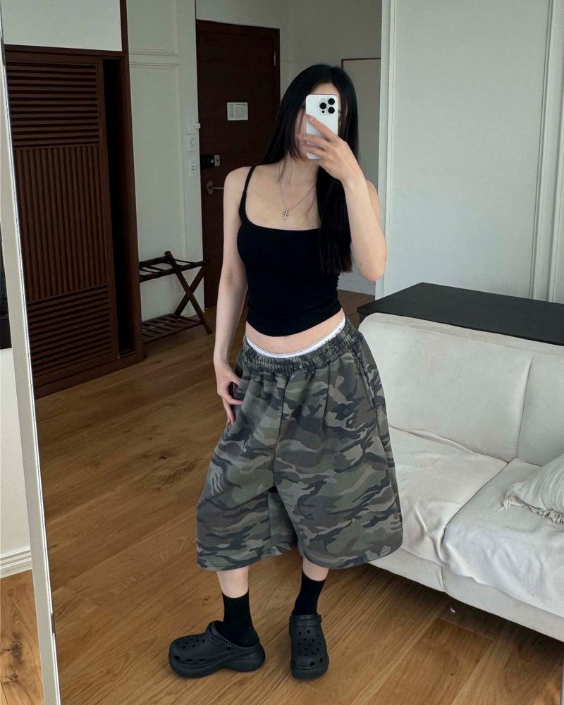 [Unisex] Camo bermuda sweat pants 