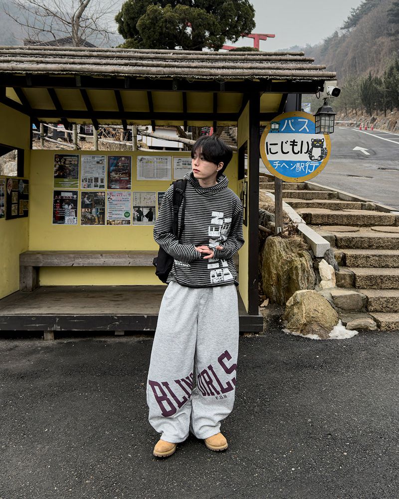 River Fingerhole Stripe Hoodie