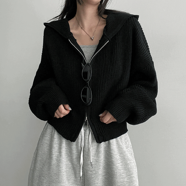 hijjoo（ハイチュー）の「[Planning!] Russ Balloon Cropped Knitwear Hooded Zip-Up (8 colors)（Tops）」