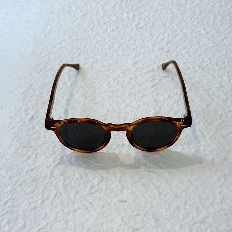 Vintage Proportion Round-Frame Sunglasses