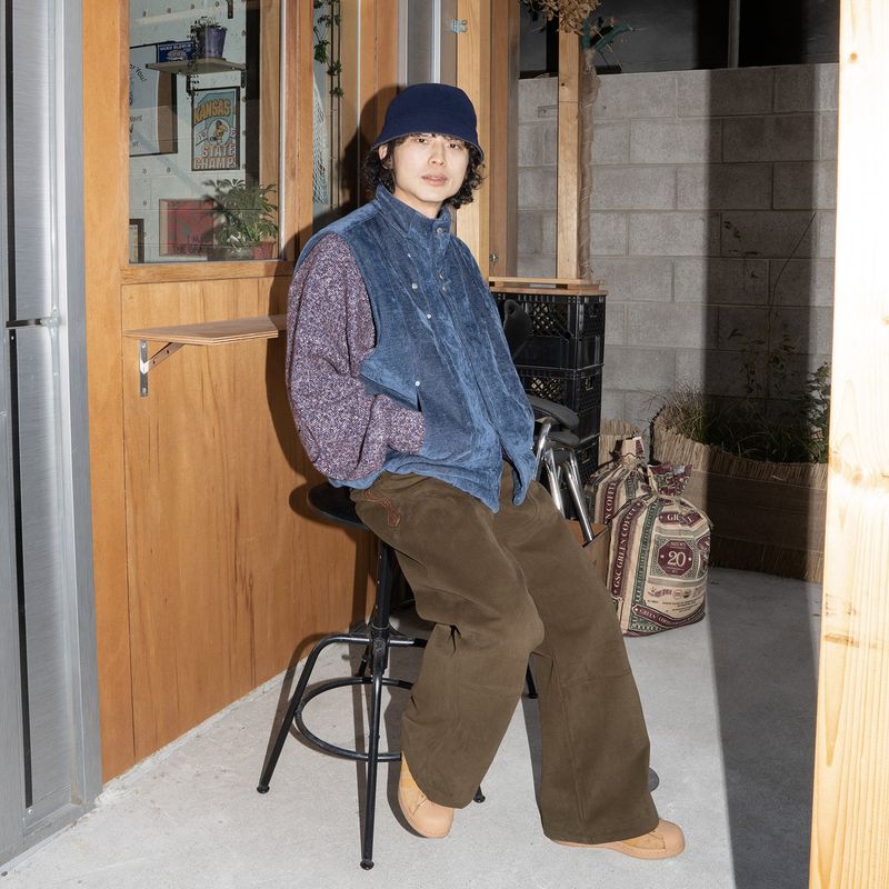 Velvety padded vest / Dark blue