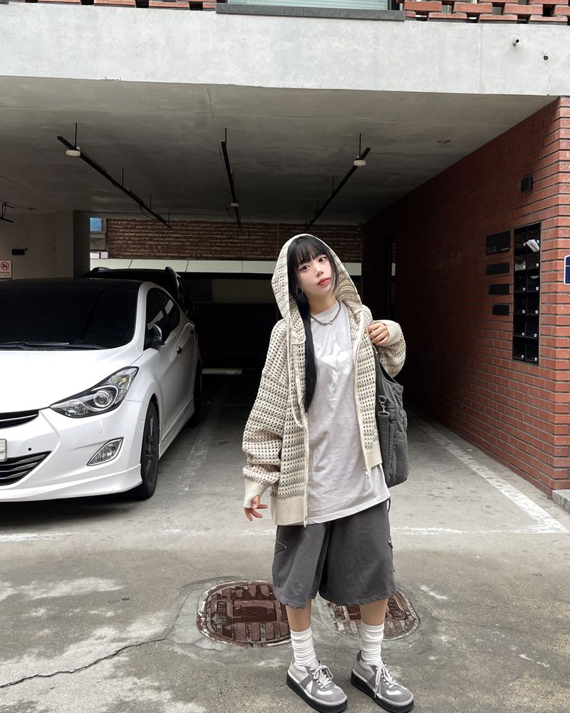Star Patch Bermuda Pants