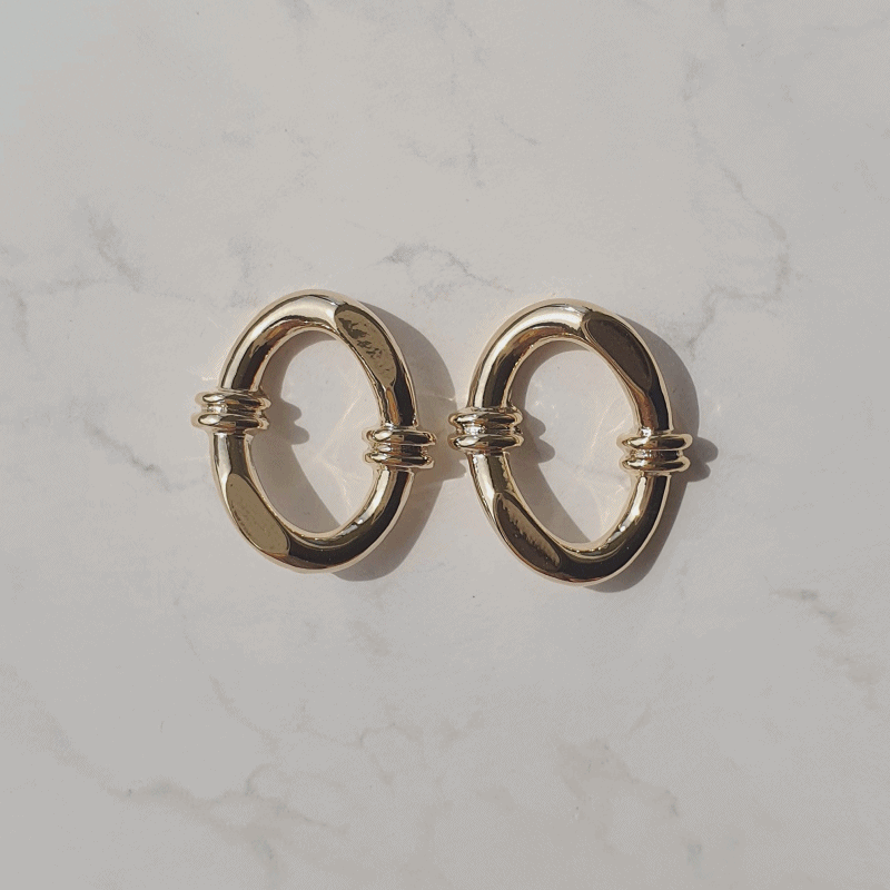 Knotted Oval Ring Piercing - Gold
