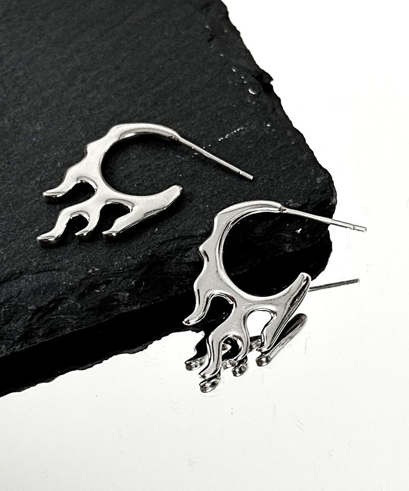 Ardo Flame Earrings