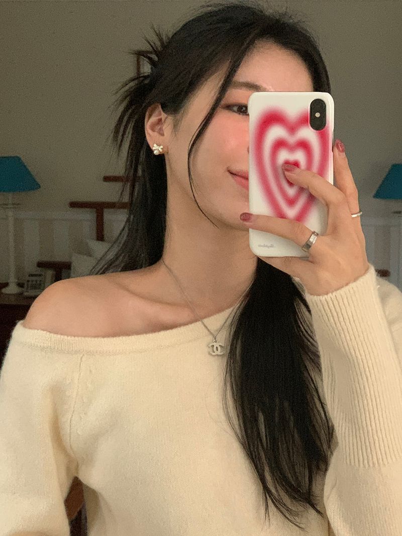 [MADE] Fulls cashmere unbalanced off-shoulder knitwear