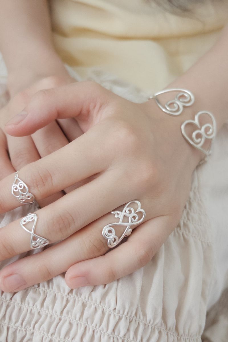 Asymmetric Heart Ring