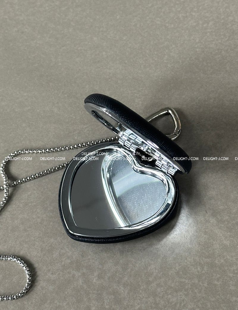 Heart mirror Keyring and Long Necris