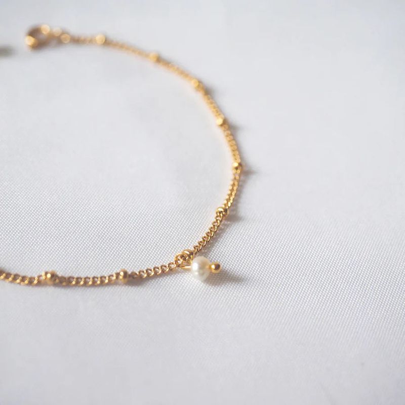éclater(エクラテ)の「Doreen Dot Chain Pearl Bracelet(Accessories)」