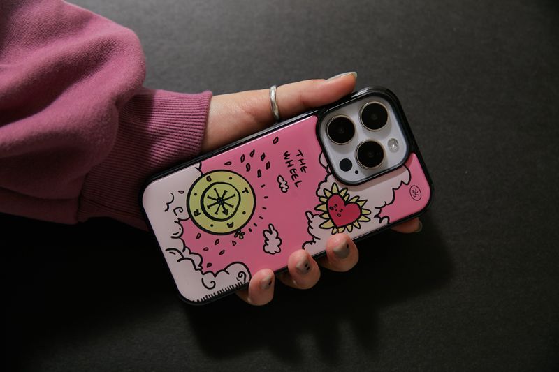 226STUDIO（226スタジオ）の「the wheel epoxy phone case（Smartphone Accessories）」