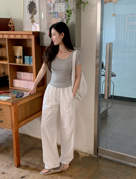 Soft Basic U-neck Slim Short Sleeve T-shirt (4color)
