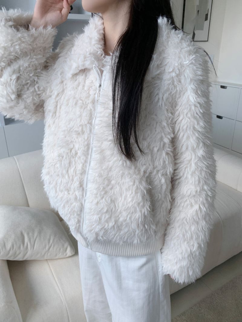 Luv Snowy Collar Fur Zip-Up Jacket