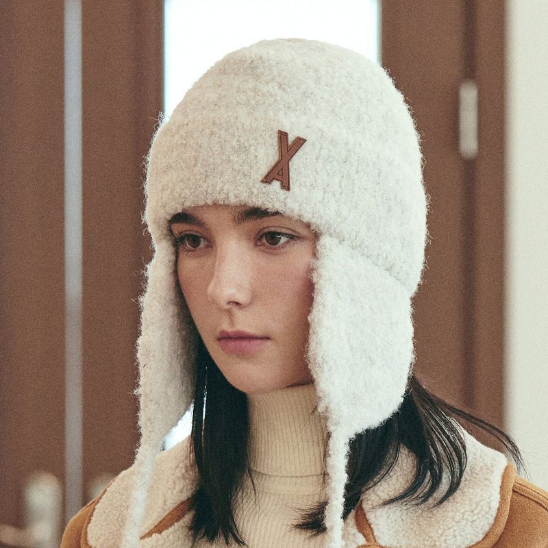 VARZAR（バザール）の「VA Patch Fly Knit Beanie / Cream（Hats）」