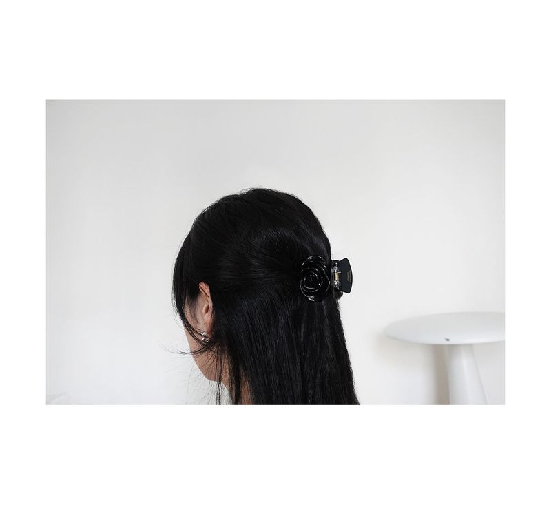 shy rose hair pin (2C)