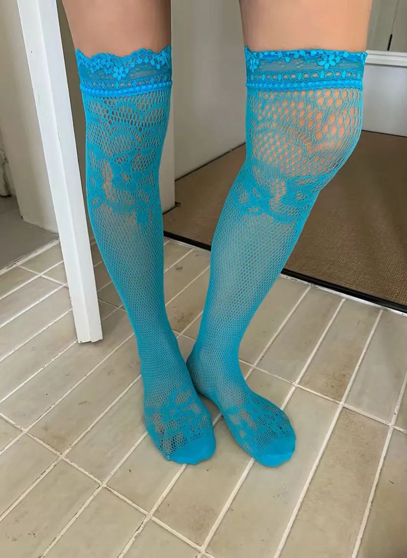 House of haus（ハウス オブ ハウス）の「フラワーレースメッシュニーハイソックス(5c)（ファッション小物）」