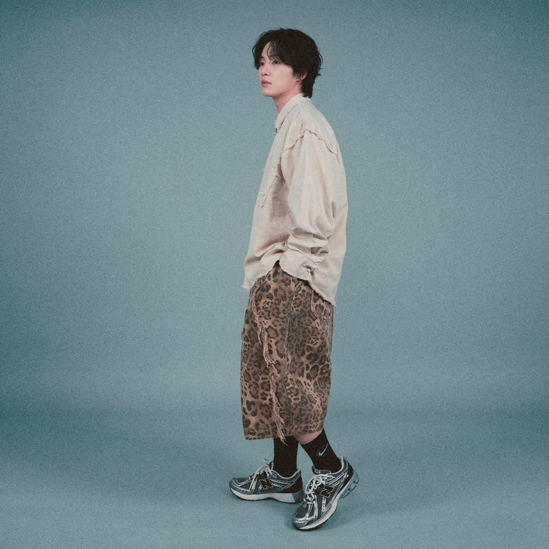 leopard grunge capri shorts_beige