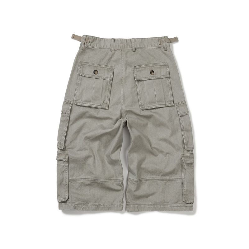 Wanderer cargo bermuda pants / Cement gray