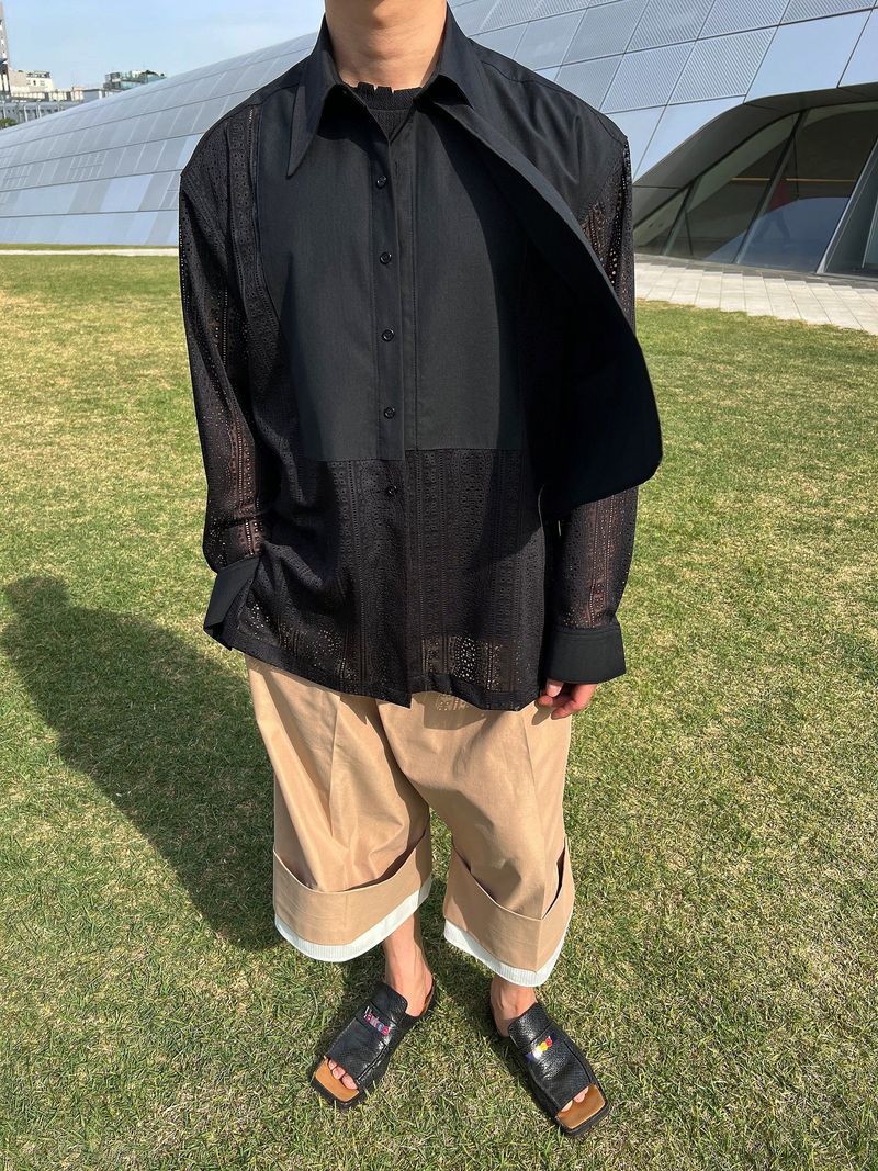 LACE PANEL SHIRTS_BK