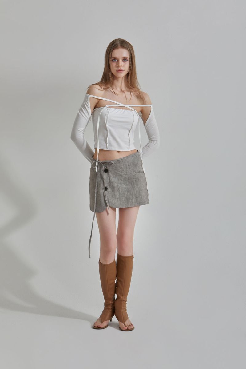 OUT SQUARE T-SHIRT