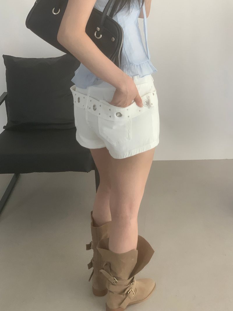 Luisa eyelet belt shorts