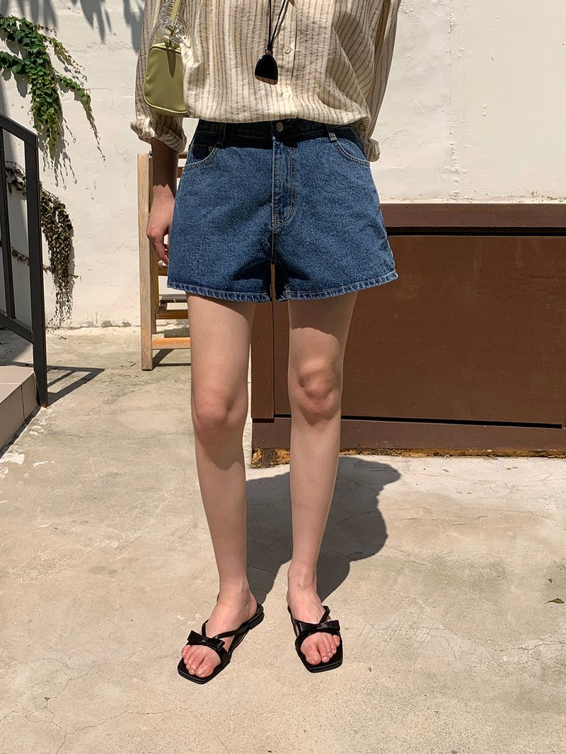 [MADE] Delrose Denim Shorts