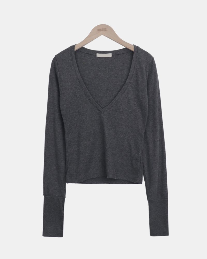 Poin Deep V-Neck Button-Sleeve Long-Sleeve T-Shirt