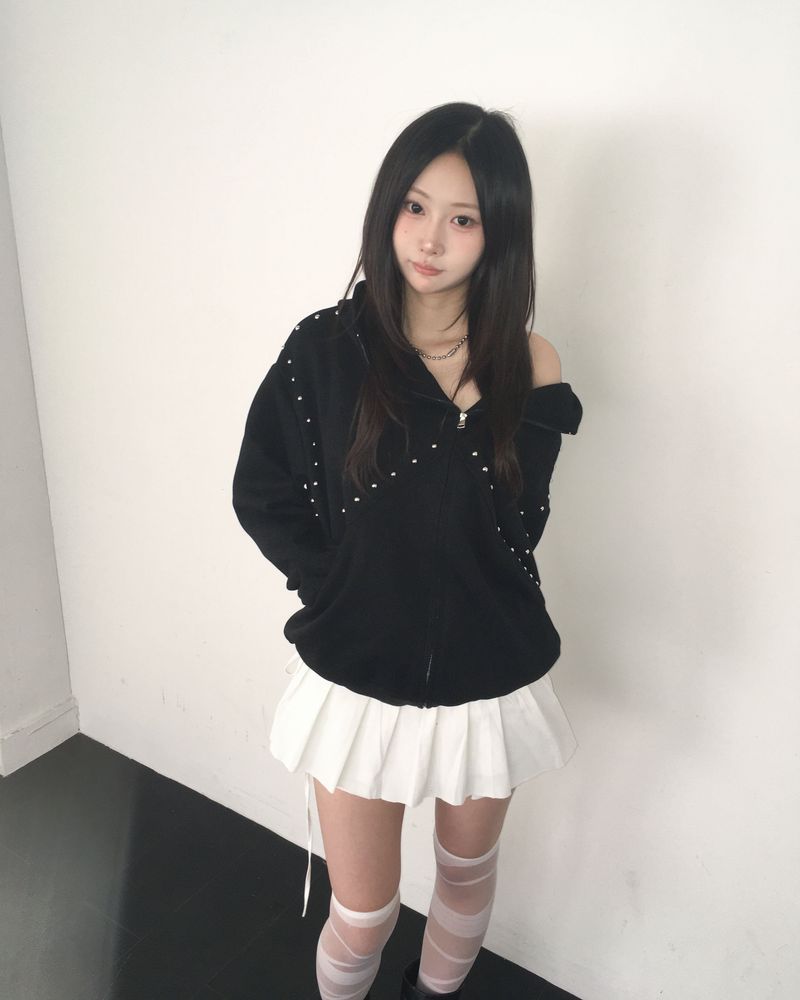 diagonal stud hood jumper