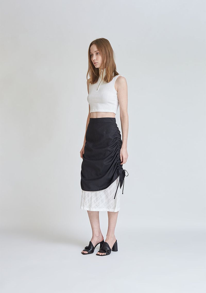 WHITE CROP KNIT ZIP UP SLEEVELESS