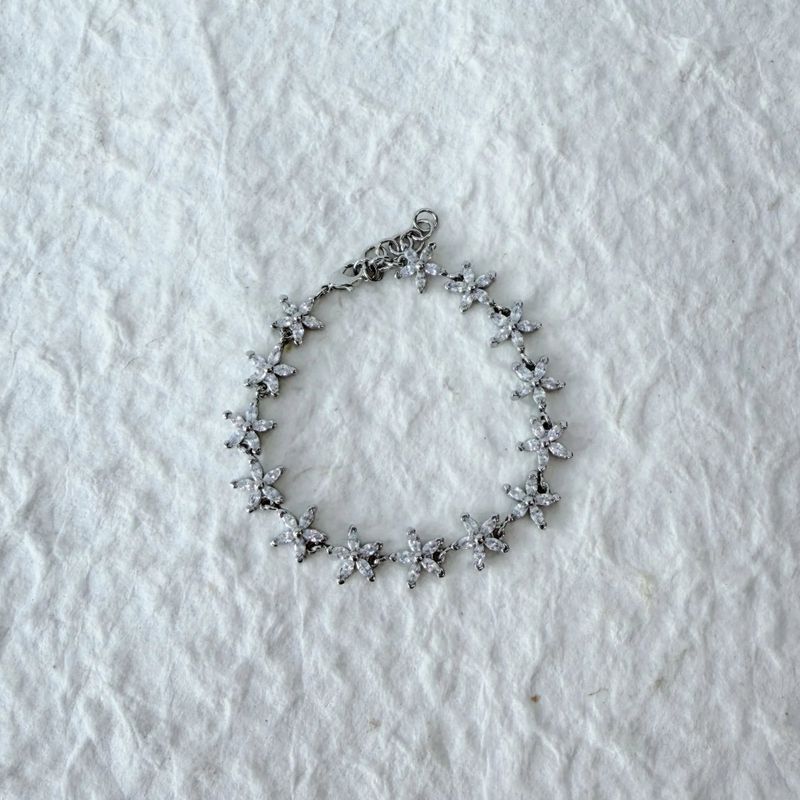 Crystal Bloom Bracelet