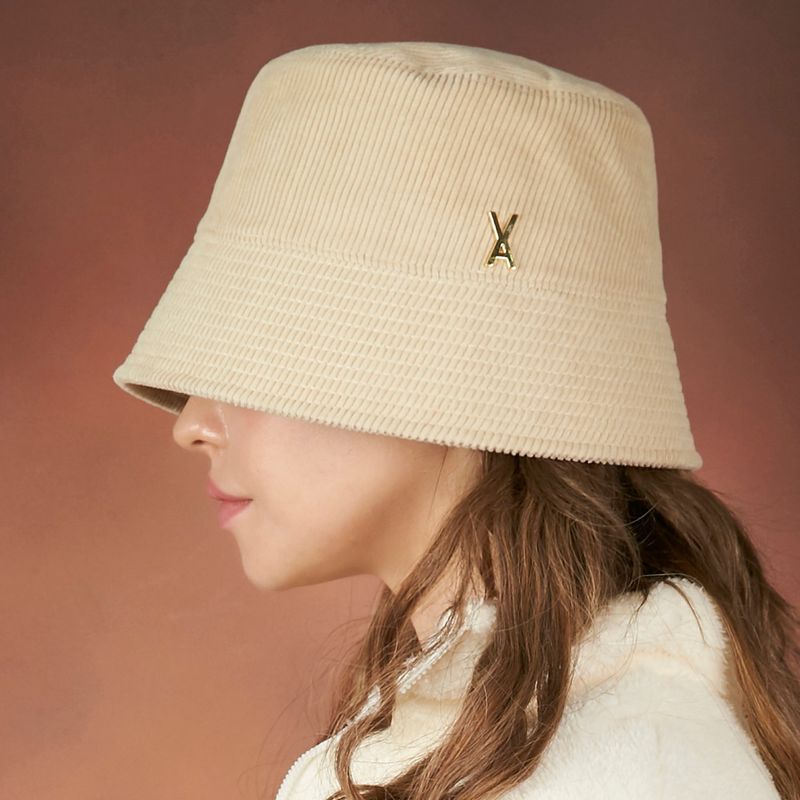 Corduroy stud drop bucket hat
