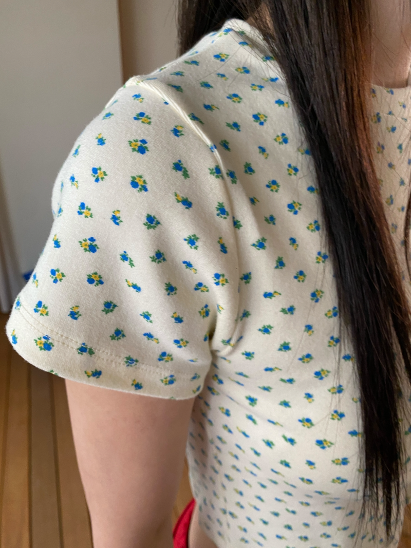 fiance crop T 