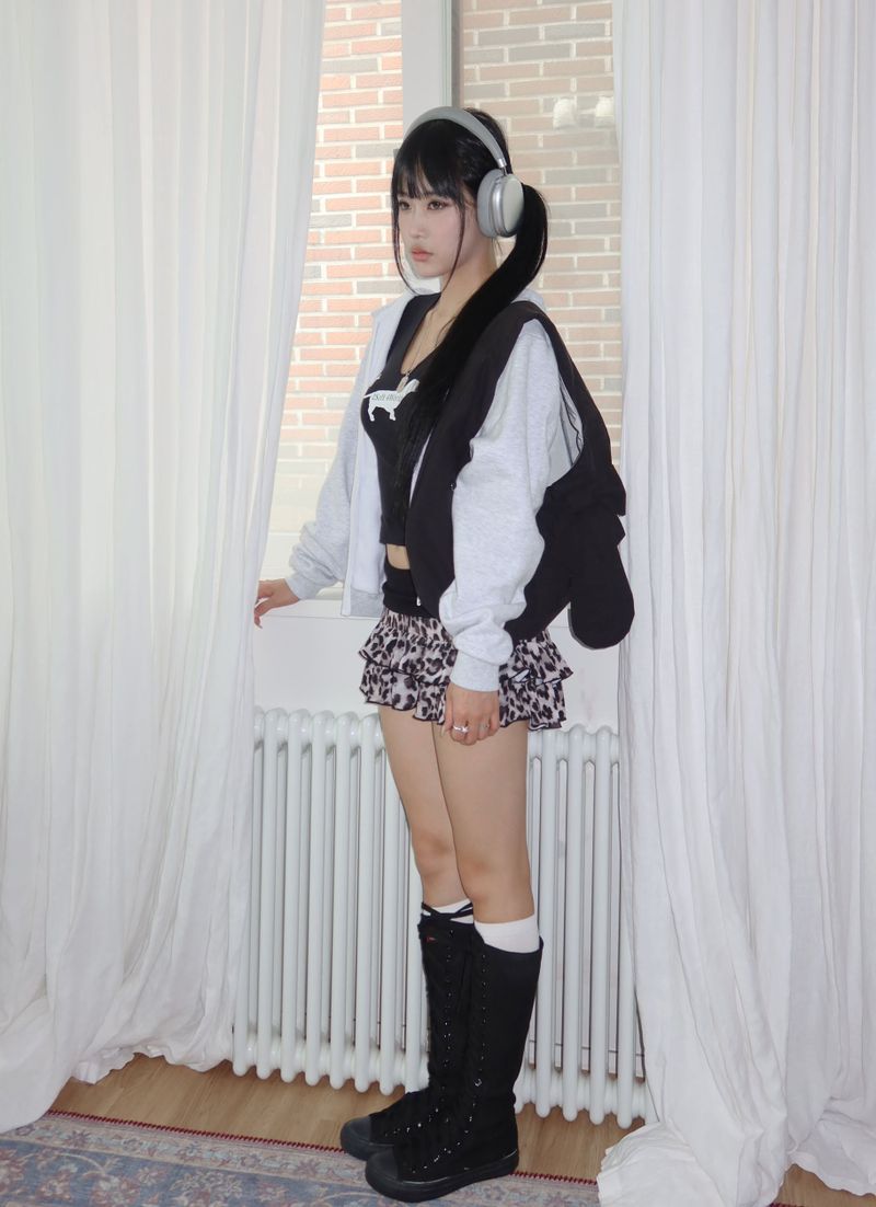  Bunny Ribbon Hobo Bag _ black