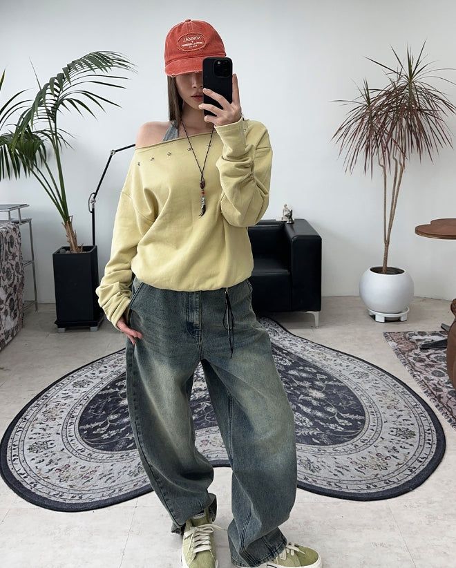 Kane Star Off-Shoulder Sweatshirt