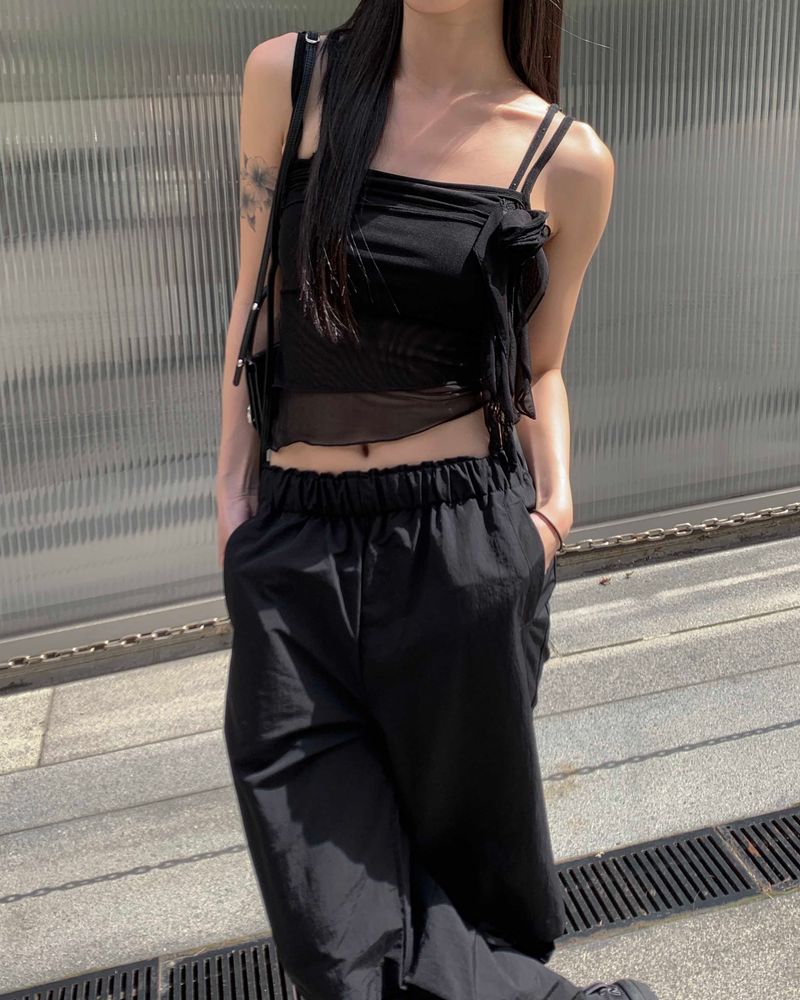 Rose mesh sleevless