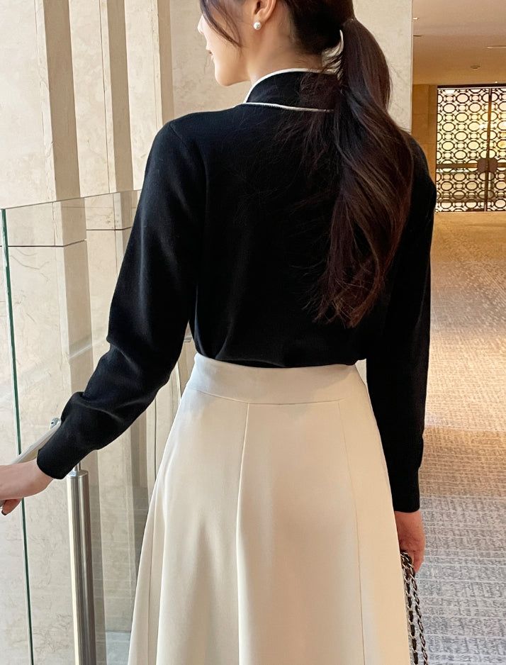 Coco Color Matching Line Tie Knit