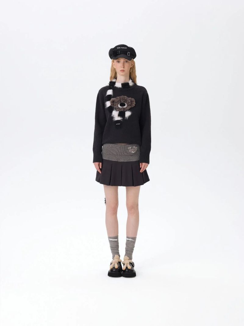 13DE MARZO（トレセ・デ・マルゾ）の「13DE MARZO Bear Head Upper Skirt Dark Grey（Skirts）」