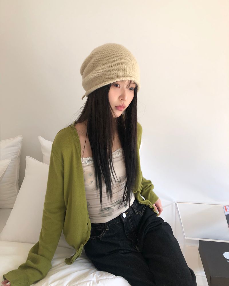 Pering Frill V-Neck Knit Cardigan