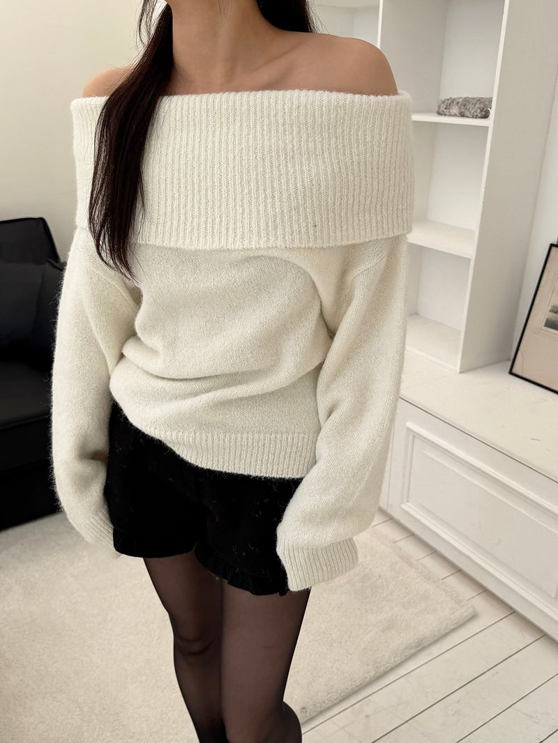 [MADE] Endelin Wool Off-Shoulder Knit