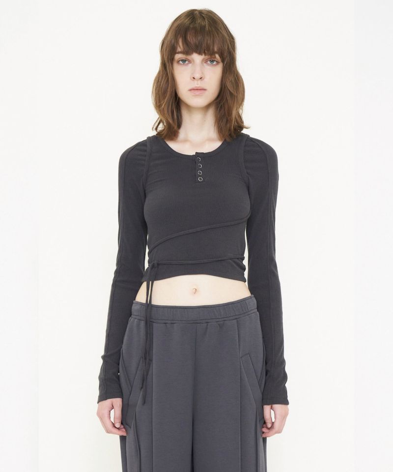 CUT OUT LONG SLEEVE TOP