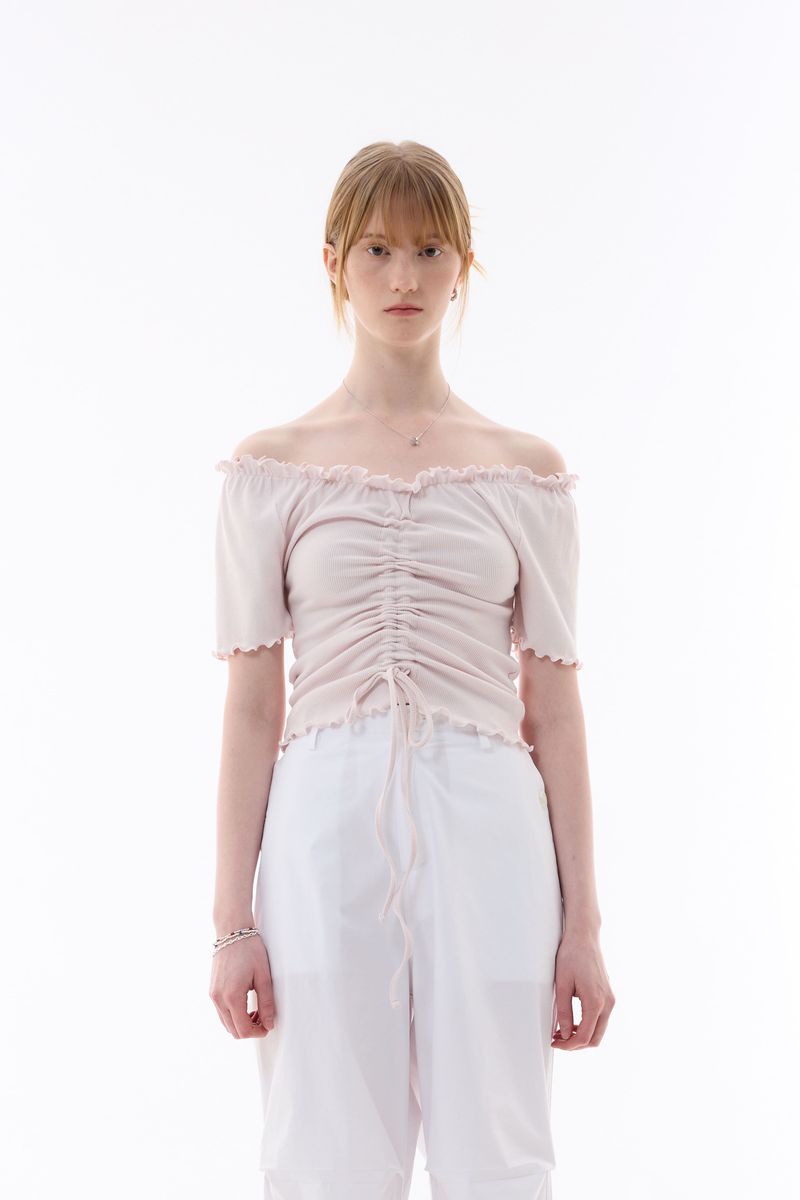 ARIKIM（アリキム）の「XOXO OFF-SHOULDER / PINK（Tops）」
