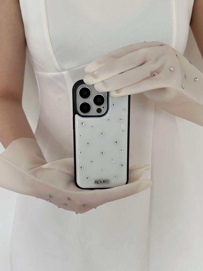 cubic stud case (white)