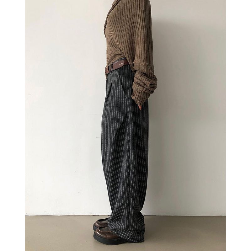 [UNISEX] Stripe Curved Slacks