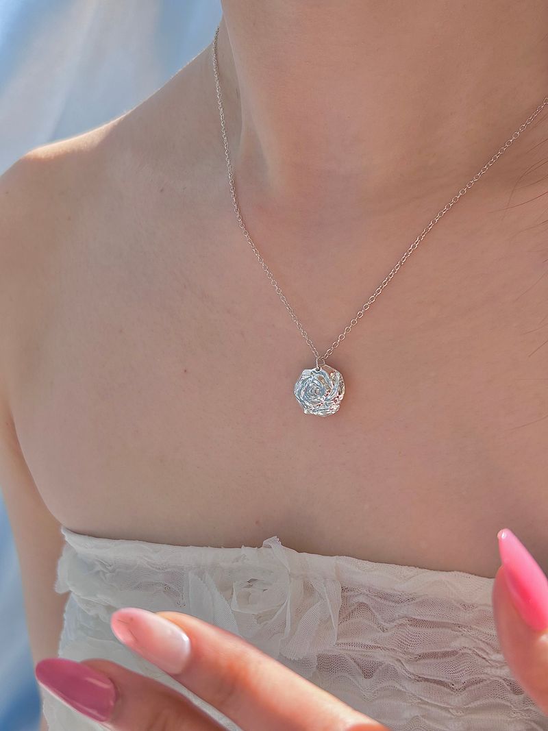 Vintage Rose Necklace
