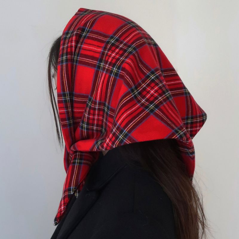 Padded Shoulder Scarf_Red
